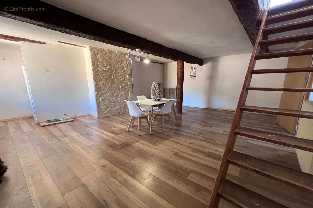 Appartement à DRAGUIGNAN