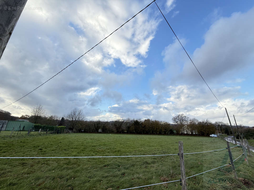 Terrain à FLERS