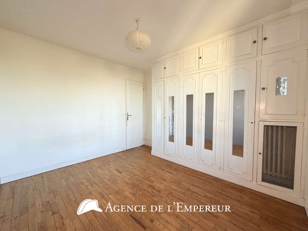 Appartement à RUEIL-MALMAISON