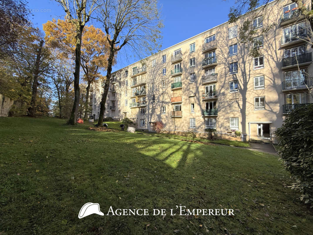 Appartement à RUEIL-MALMAISON