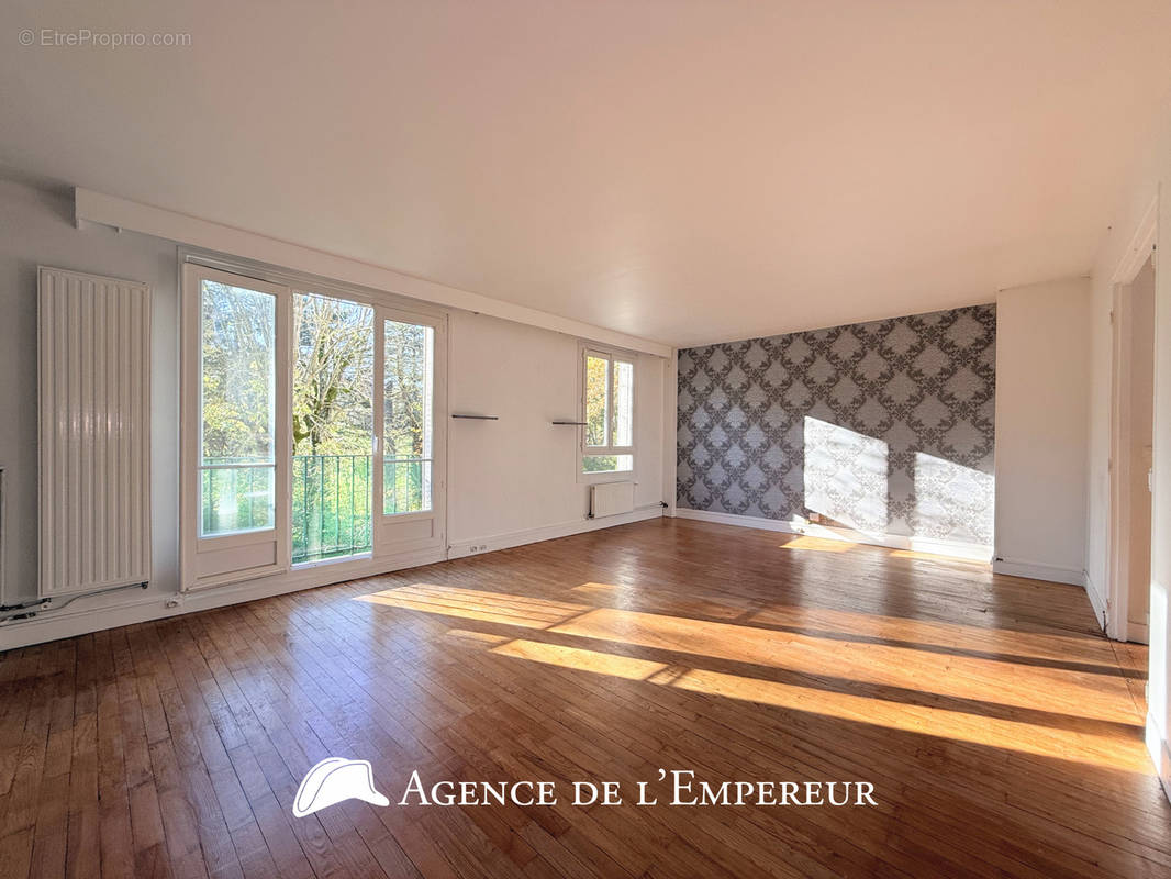 Appartement à RUEIL-MALMAISON