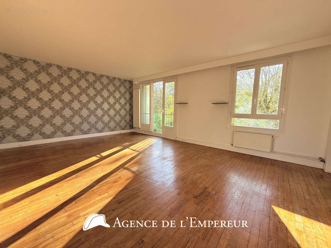 Appartement à RUEIL-MALMAISON