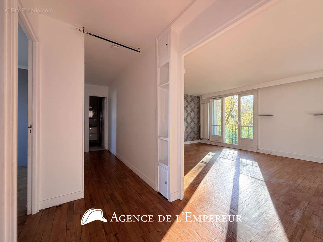 Appartement à RUEIL-MALMAISON