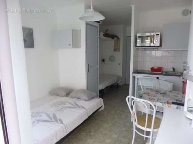 Appartement à LAMALOU-LES-BAINS