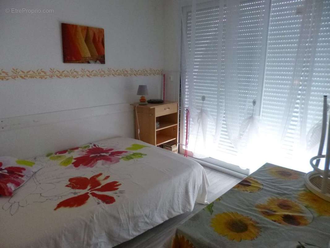 Appartement à LAMALOU-LES-BAINS