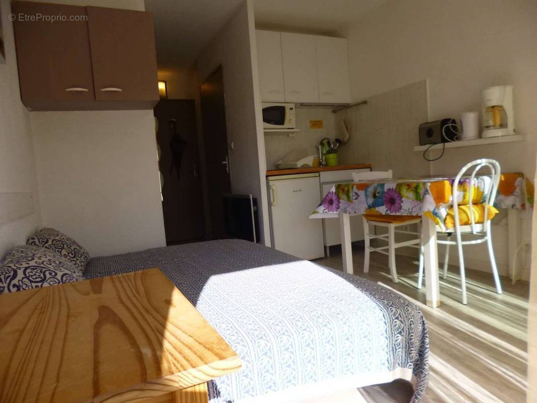 Appartement à LAMALOU-LES-BAINS