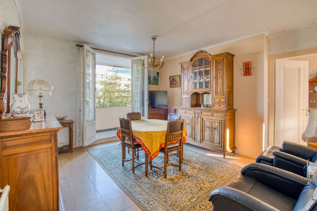 Appartement à LYON-5E