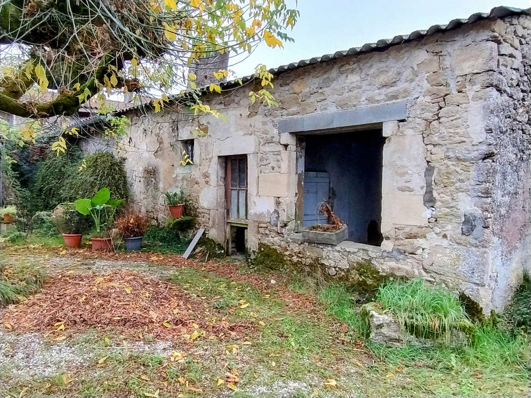 Maison à SOUSSAC