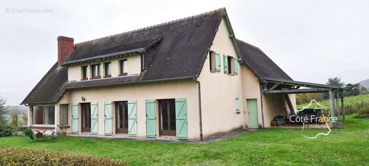 Maison à SAINT-MARTIN-DE-BOSCHERVILLE