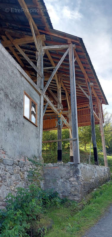 Maison à DURBAN-SUR-ARIZE