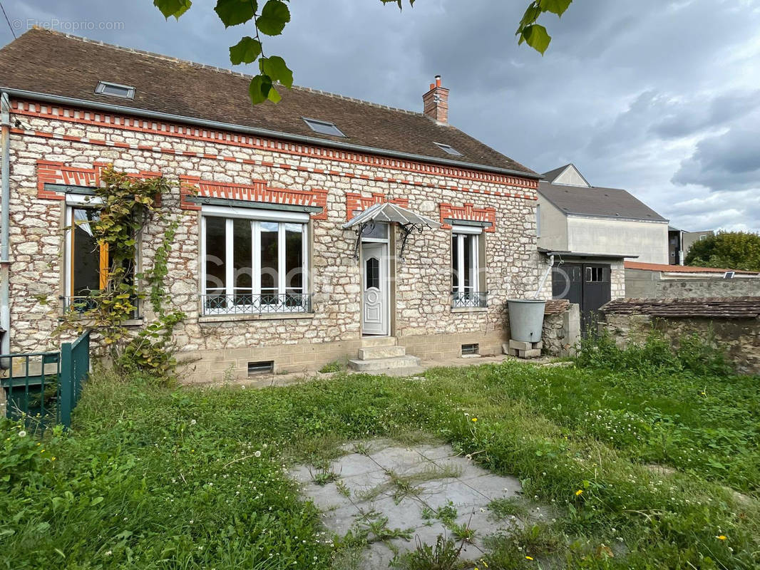 Maison à NEMOURS