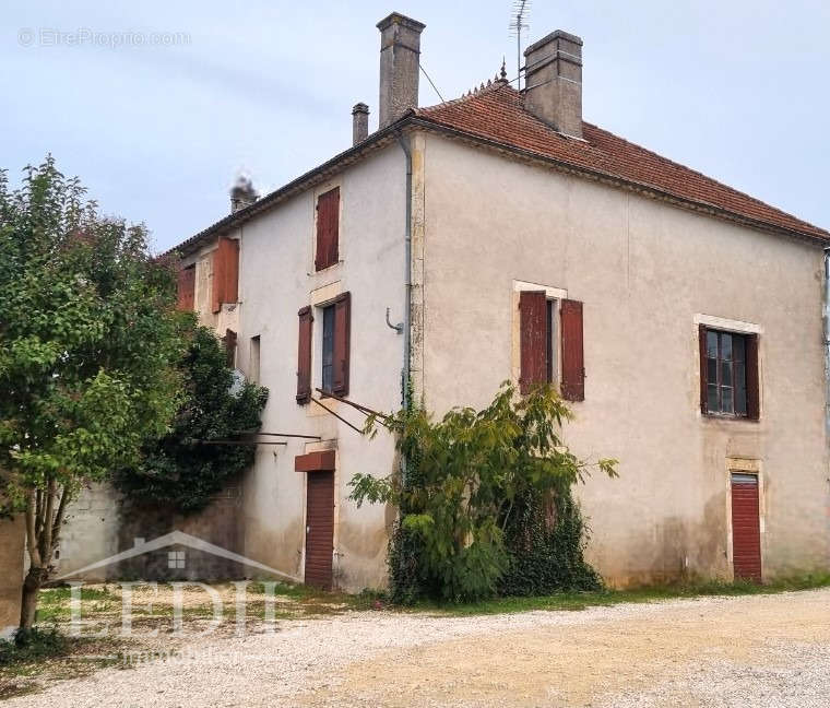 Maison à MONSEMPRON-LIBOS