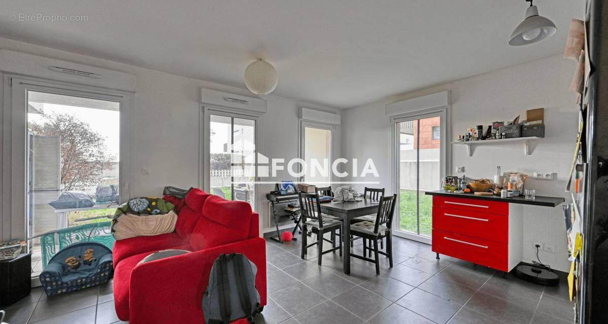 Appartement à JUVIGNAC