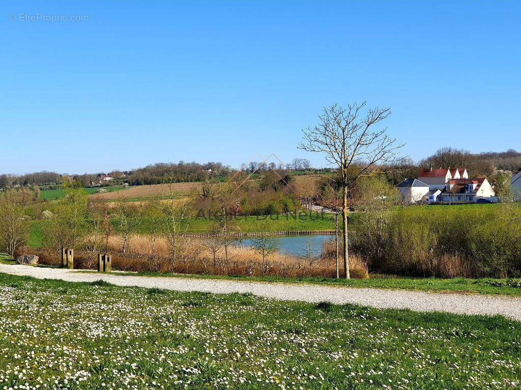 Appartement à MAGNY-LE-HONGRE