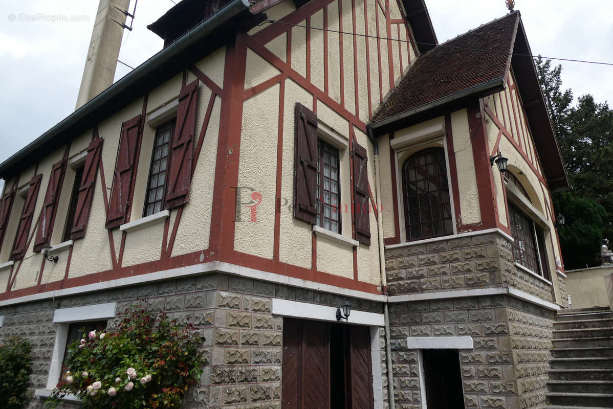 Maison à SAINT-MARTIN-DU-VIEUX-BELLEME