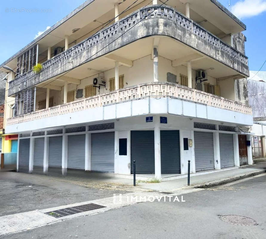 Appartement à POINTE-A-PITRE