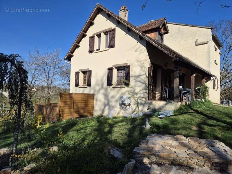 Maison à LIMOGNE-EN-QUERCY