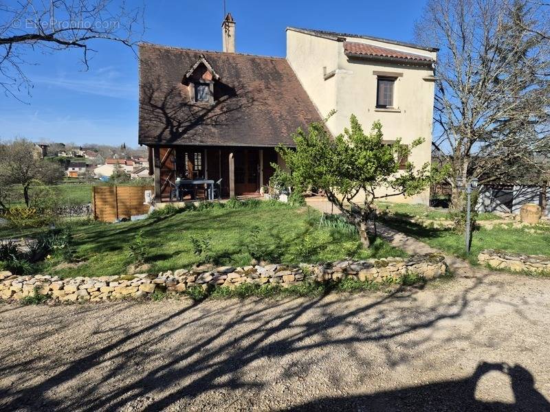 Maison à LIMOGNE-EN-QUERCY