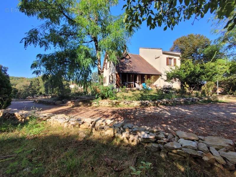 Maison à LIMOGNE-EN-QUERCY