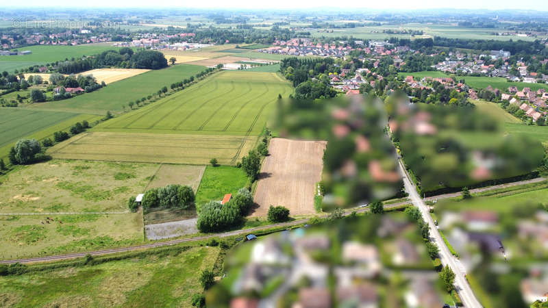 Terrain à SAILLY-SUR-LA-LYS