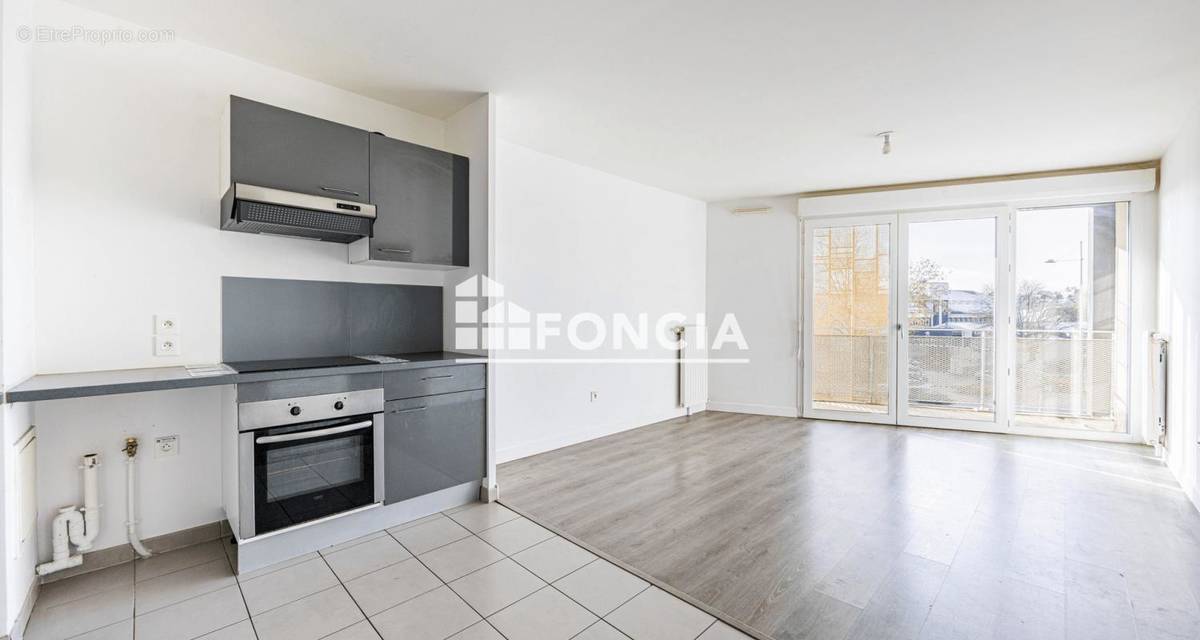 Appartement à NANTERRE