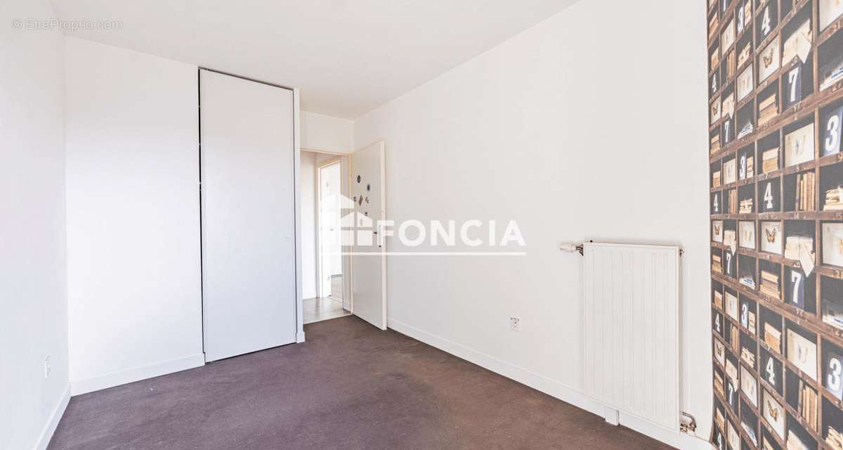 Appartement à NANTERRE