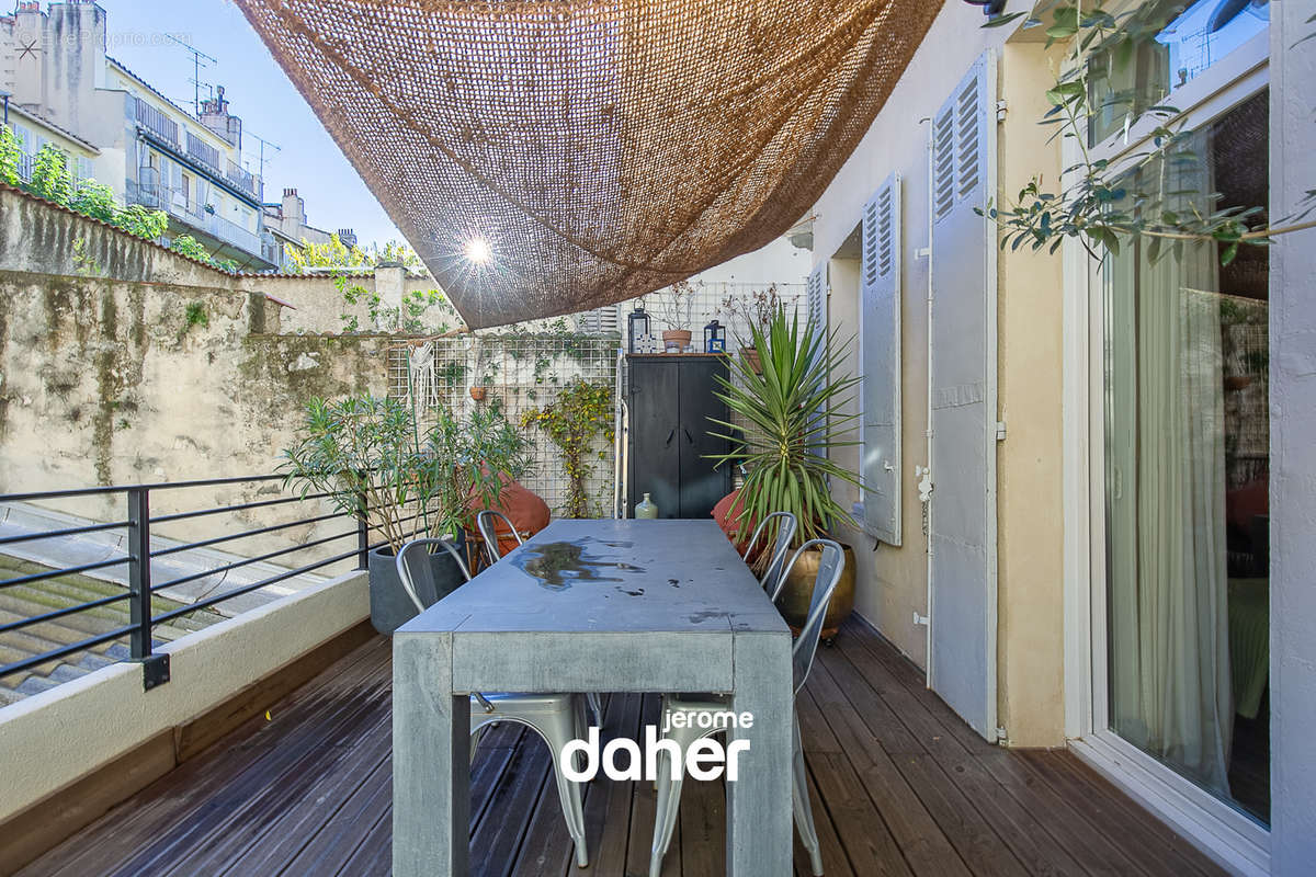 Appartement à MARSEILLE-6E