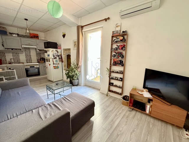 Appartement à ROQUEVAIRE