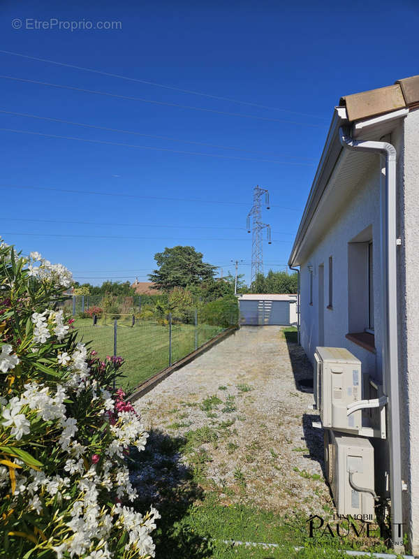 Maison à LA TOUR-DU-CRIEU