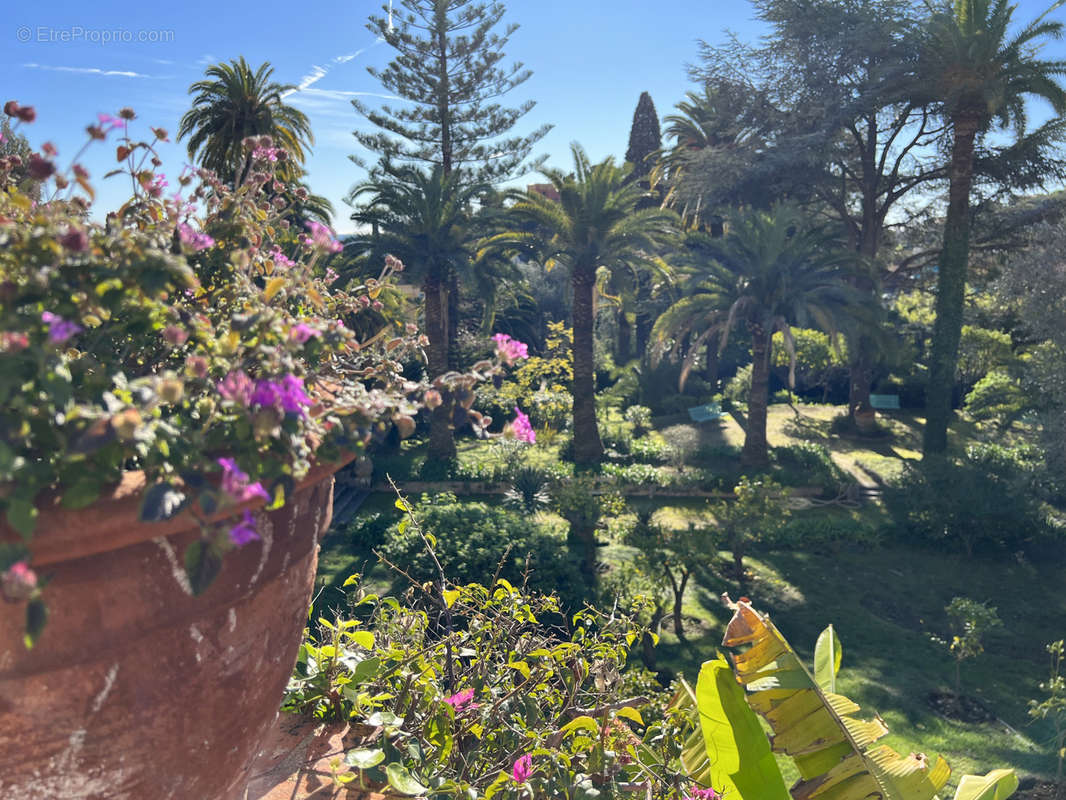 Appartement à MENTON