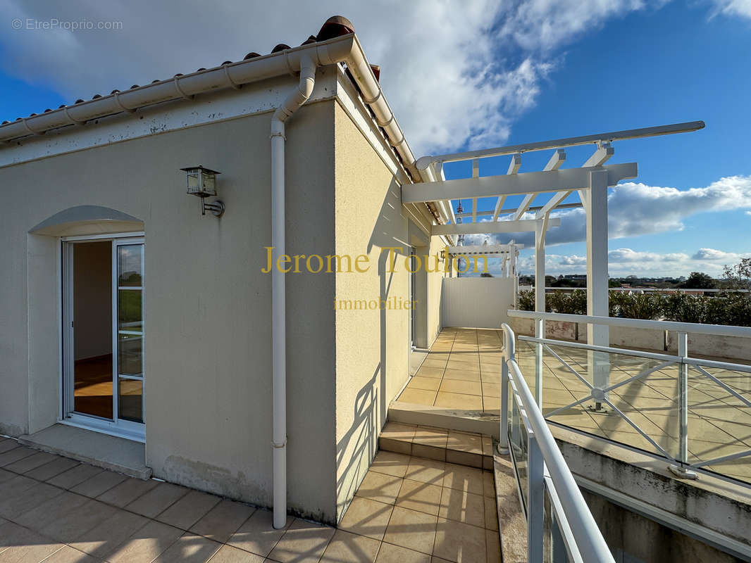 Appartement à VAUX-SUR-MER