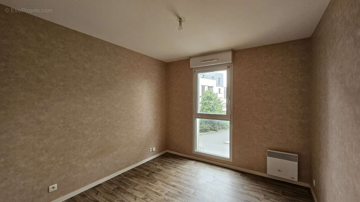 Appartement à ORGERES