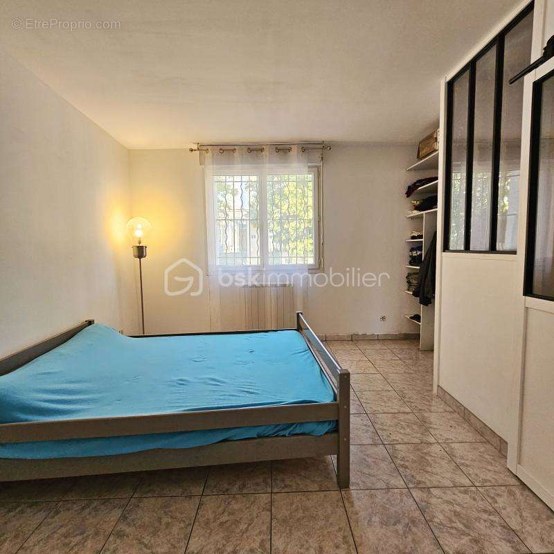 Appartement à MARSEILLE-15E