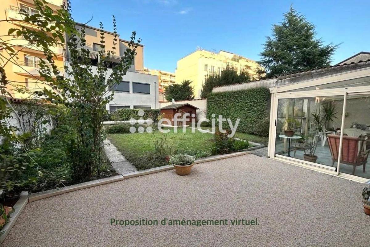 Appartement à LYON-3E