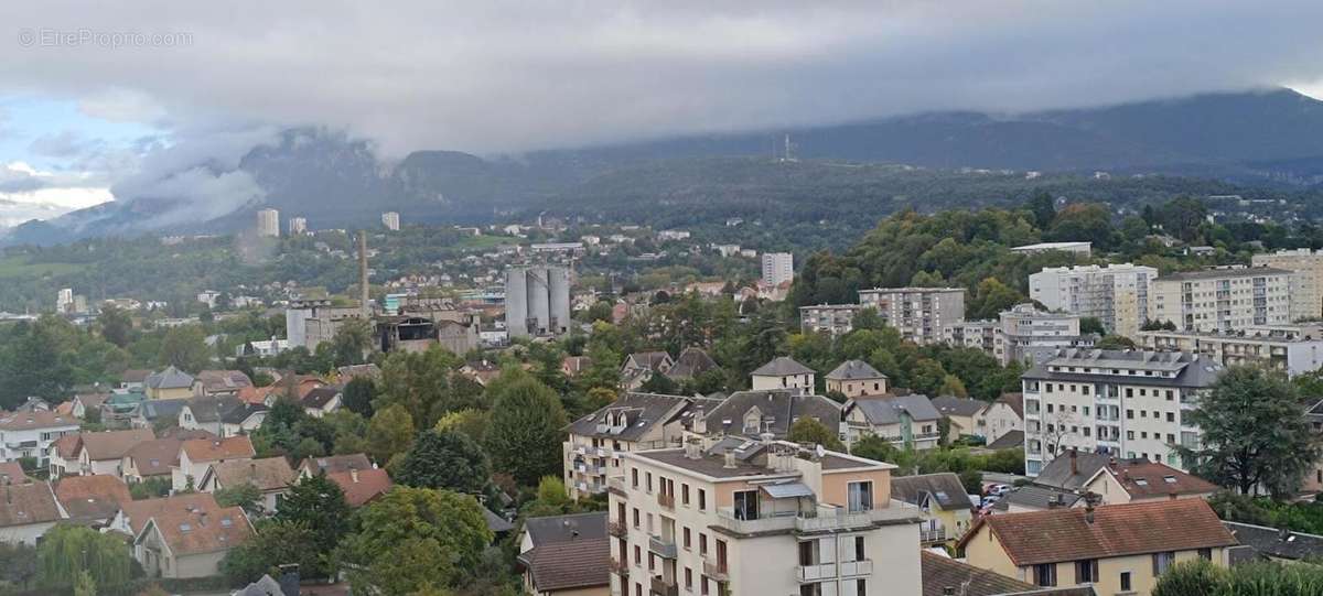 Appartement à COGNIN