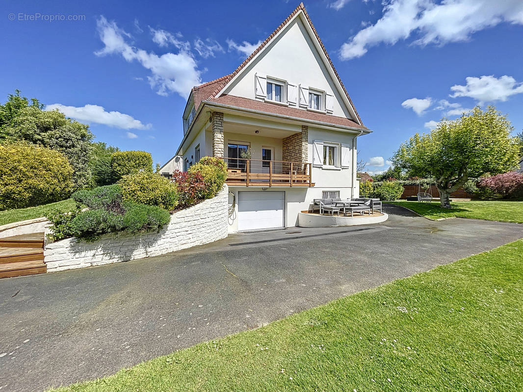 Maison à MERVILLE-FRANCEVILLE-PLAGE