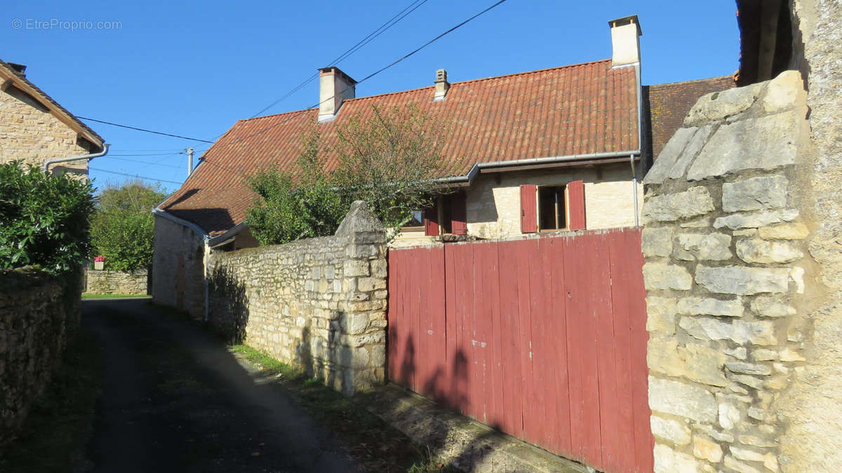 Maison à SAINTE-EULALIE-D&#039;ANS