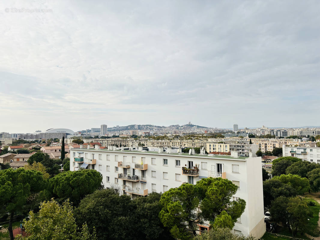 Appartement à MARSEILLE-10E