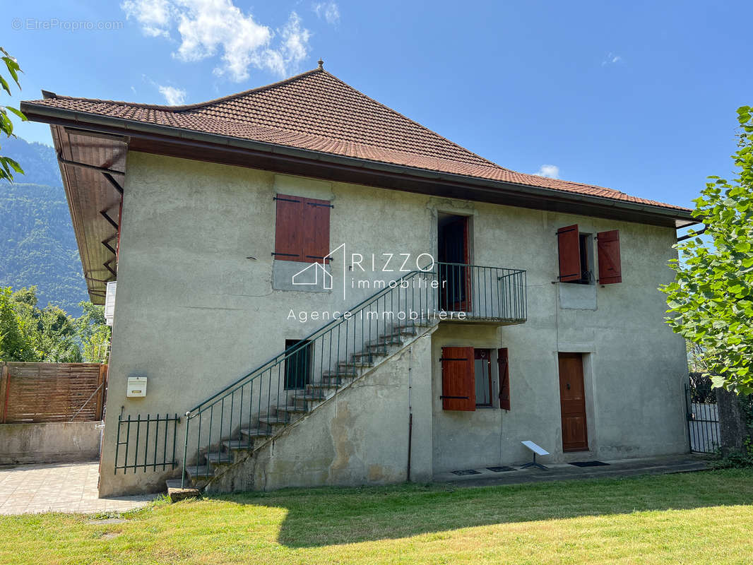 Maison à BONNEVILLE