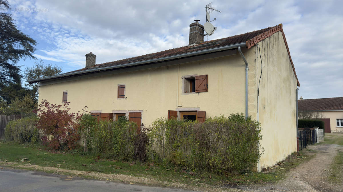 Maison à RATENELLE