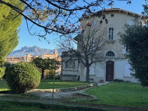 Maison à AUBAGNE