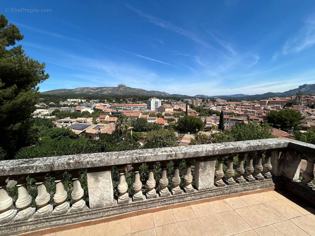 Maison à AUBAGNE