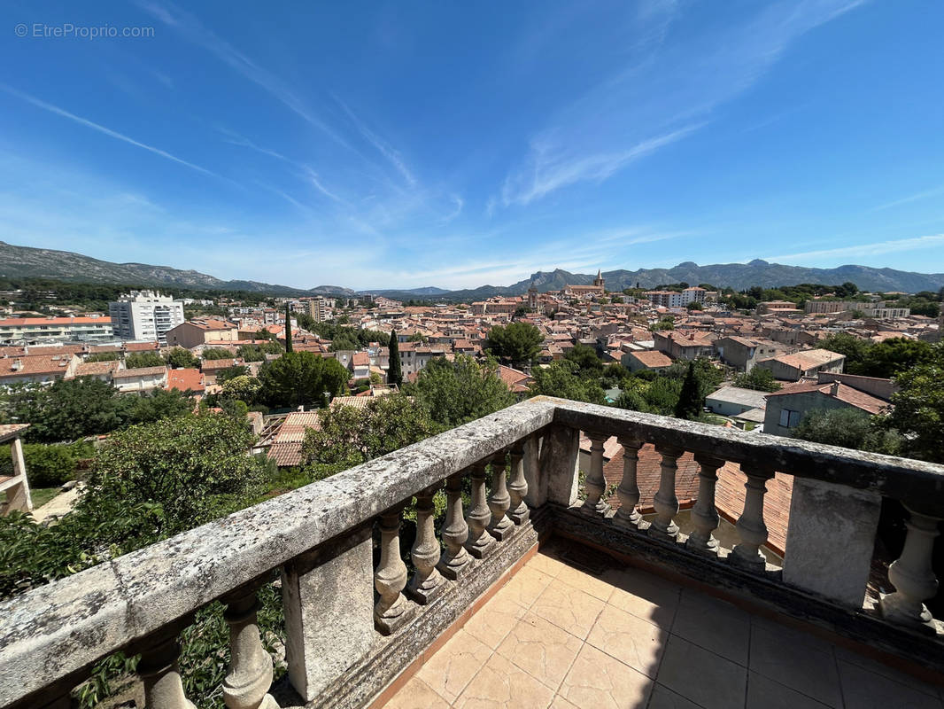 Maison à AUBAGNE