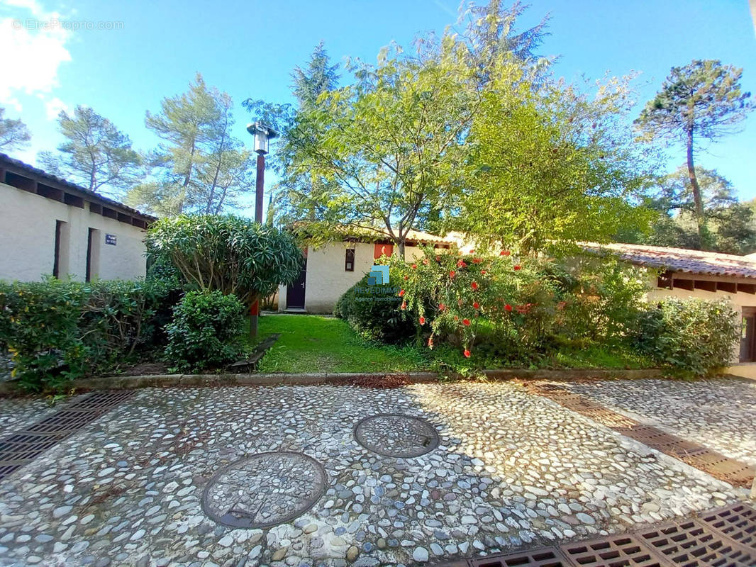 Appartement à LA COLLE-SUR-LOUP