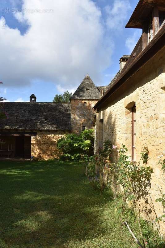 Maison à MONTIGNAC