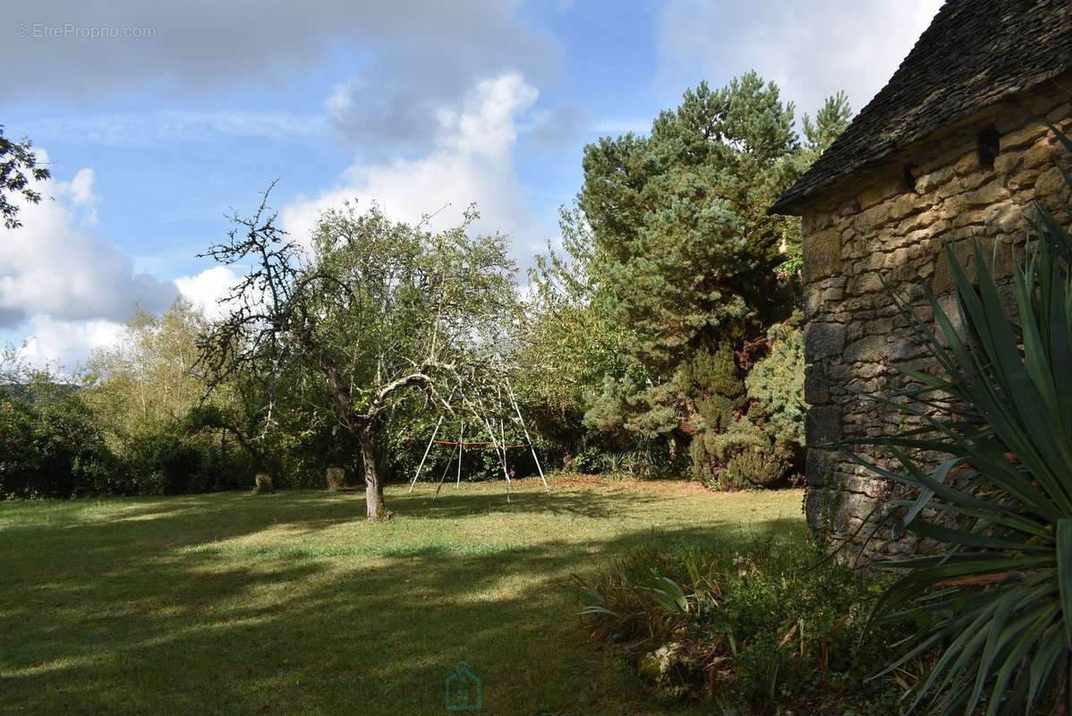 Maison à MONTIGNAC