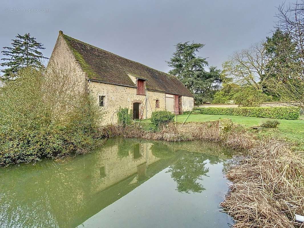 Maison à CHATEAUNEUF-EN-THYMERAIS