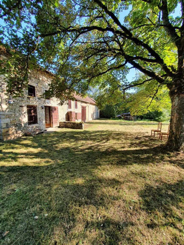 Maison à TREPT