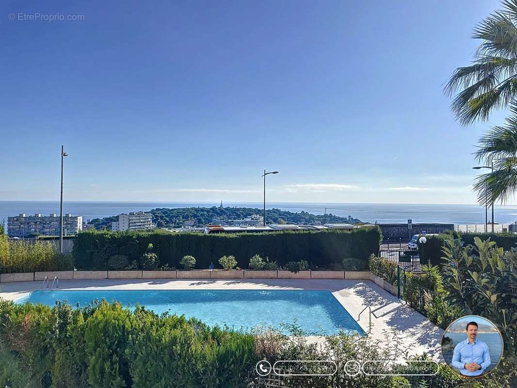 Appartement à ROQUEBRUNE-CAP-MARTIN