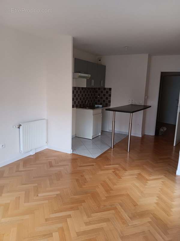 Appartement à NANTERRE